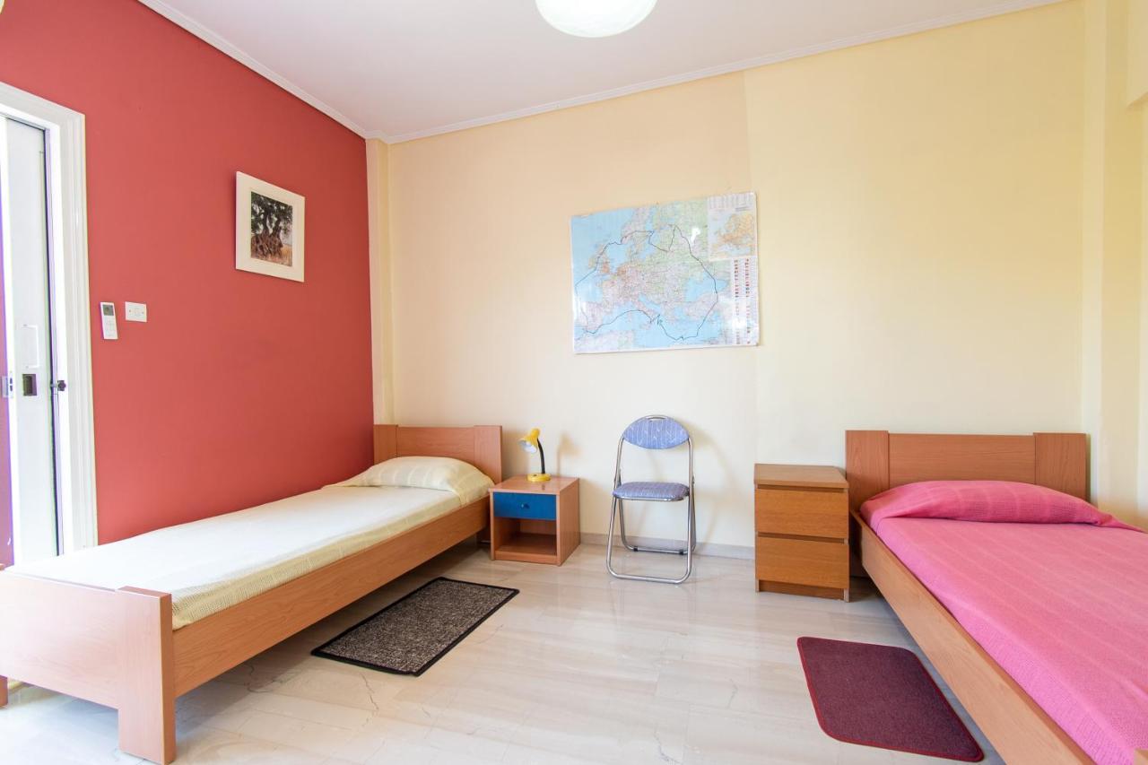 Lavish & Spacious Apt With Stunning Seaview, 10 Min Ath Airport أرتيميدا المظهر الخارجي الصورة